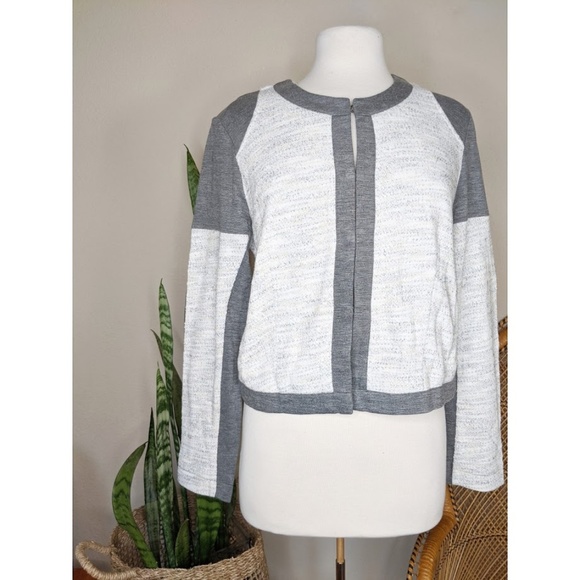 NWT Cabi Gray Color Block Cropped Motto Jacket - Picture 2 of 8